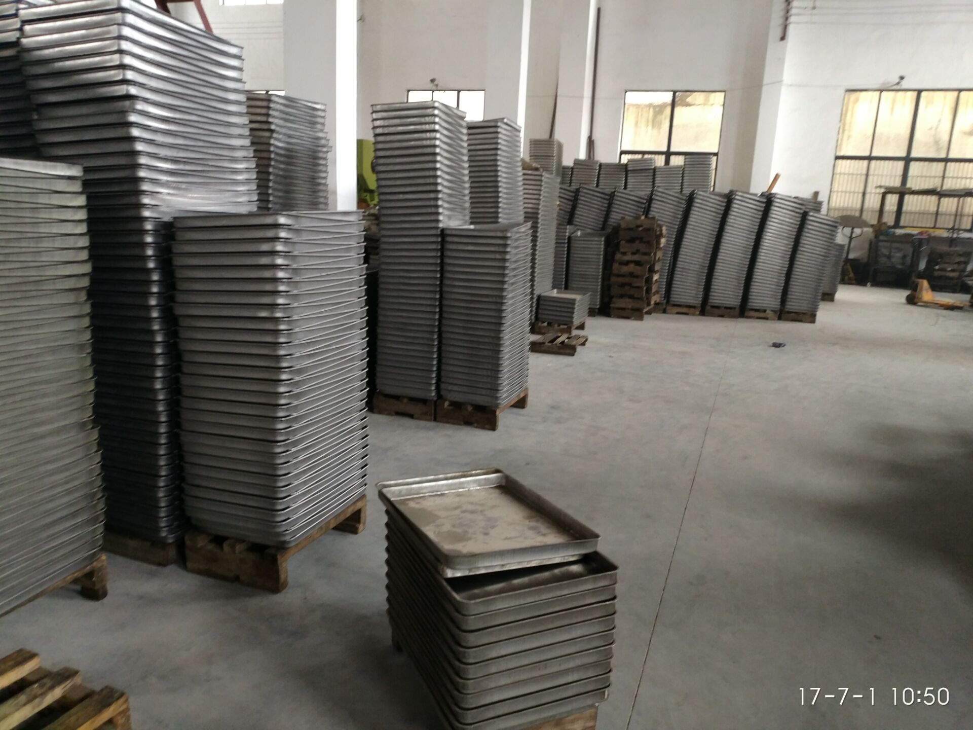 Custom drying trays, stainless steel trays
